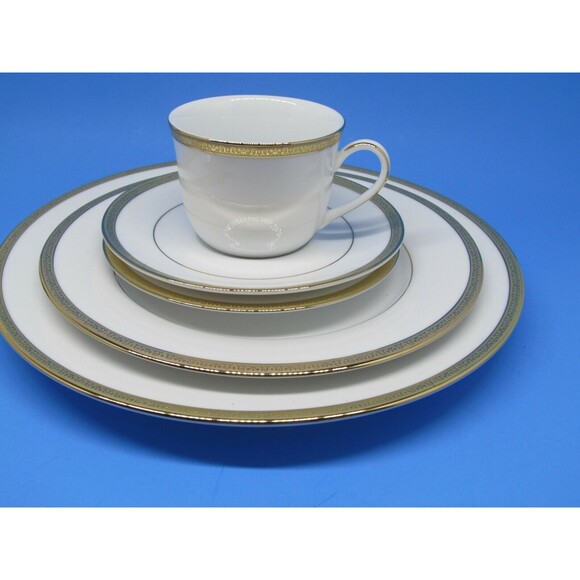 Charter Club Grand Buffet Gold 5-Piece Place Setting Pristine - Picture 8 of 12